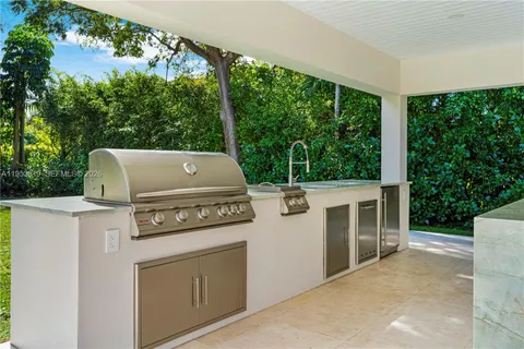 $3,400,000 | 6700 Southwest 117th Street, Pinecrest, FL 33156