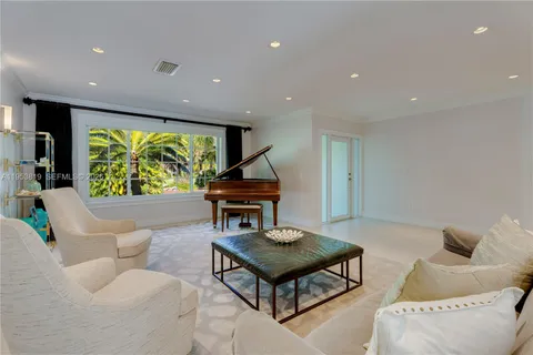 $3,400,000 | 6700 Southwest 117th Street, Pinecrest, FL 33156