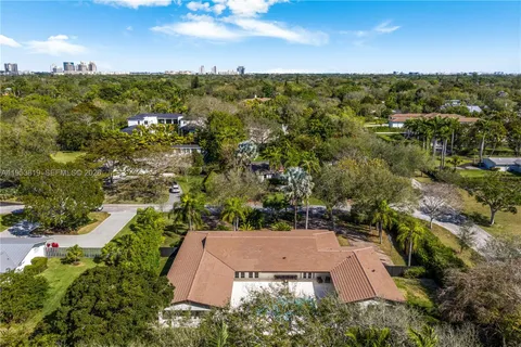 $3,400,000 | 6700 Southwest 117th Street, Pinecrest, FL 33156