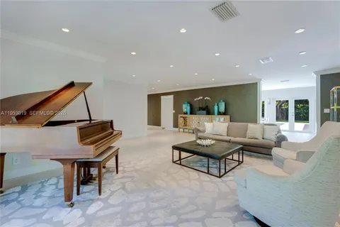 $3,400,000 | 6700 Southwest 117th Street, Pinecrest, FL 33156