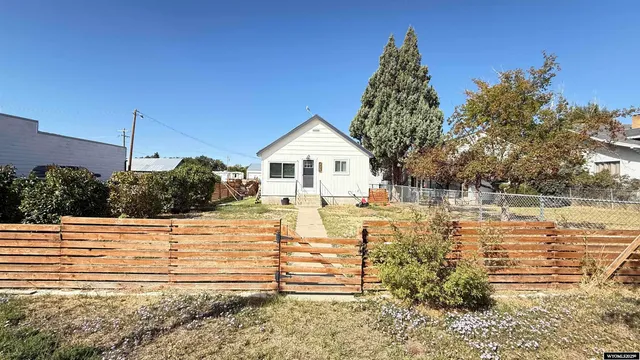 $205,000 | 225 North Main Street, Lyman, WY 82937