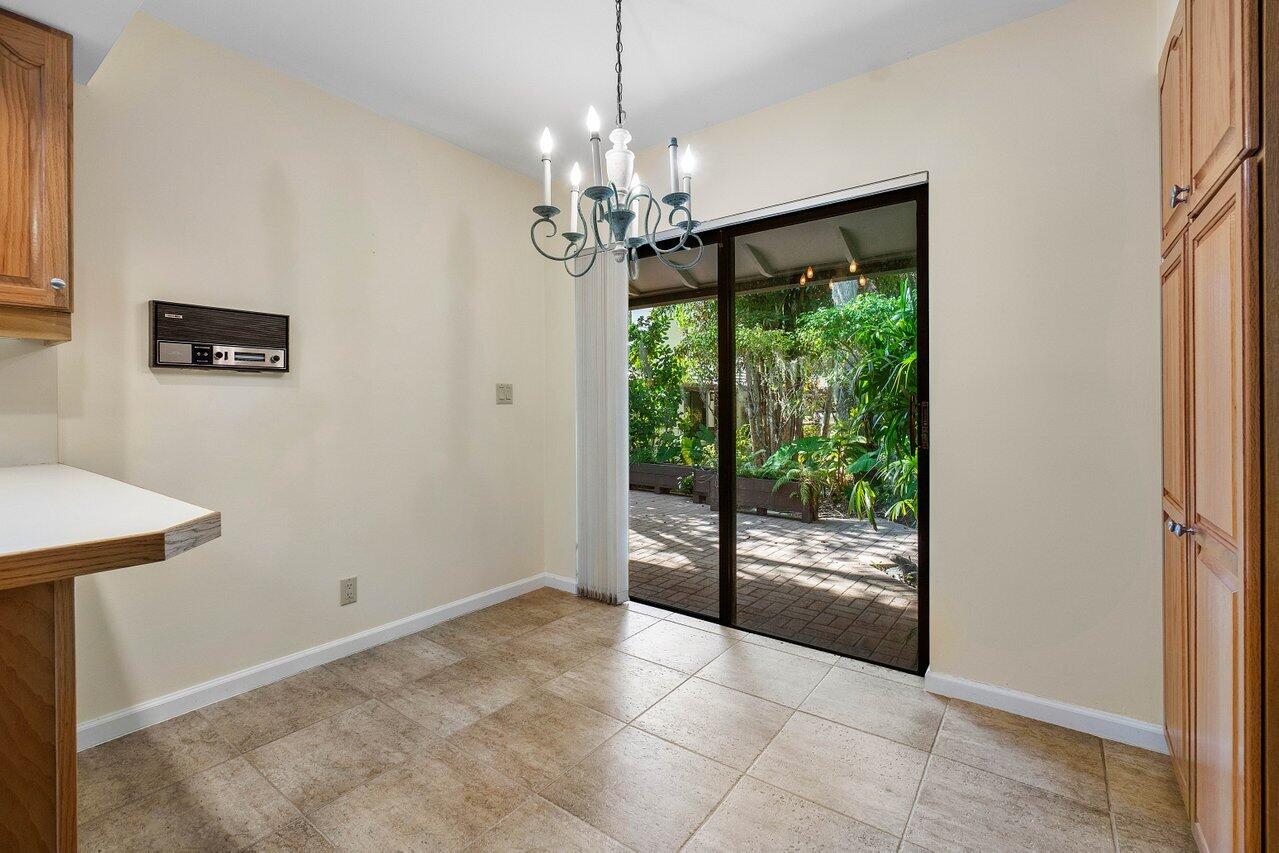 5290 Boca Marina Circle South Boca Raton, FL 33487 - Photo 31 of 39 Kitchen