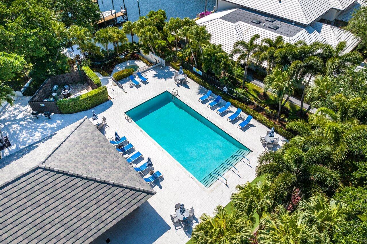 5290 Boca Marina Circle South Boca Raton, FL 33487 - Photo 33 of 39 Clubroom & Resort Pool