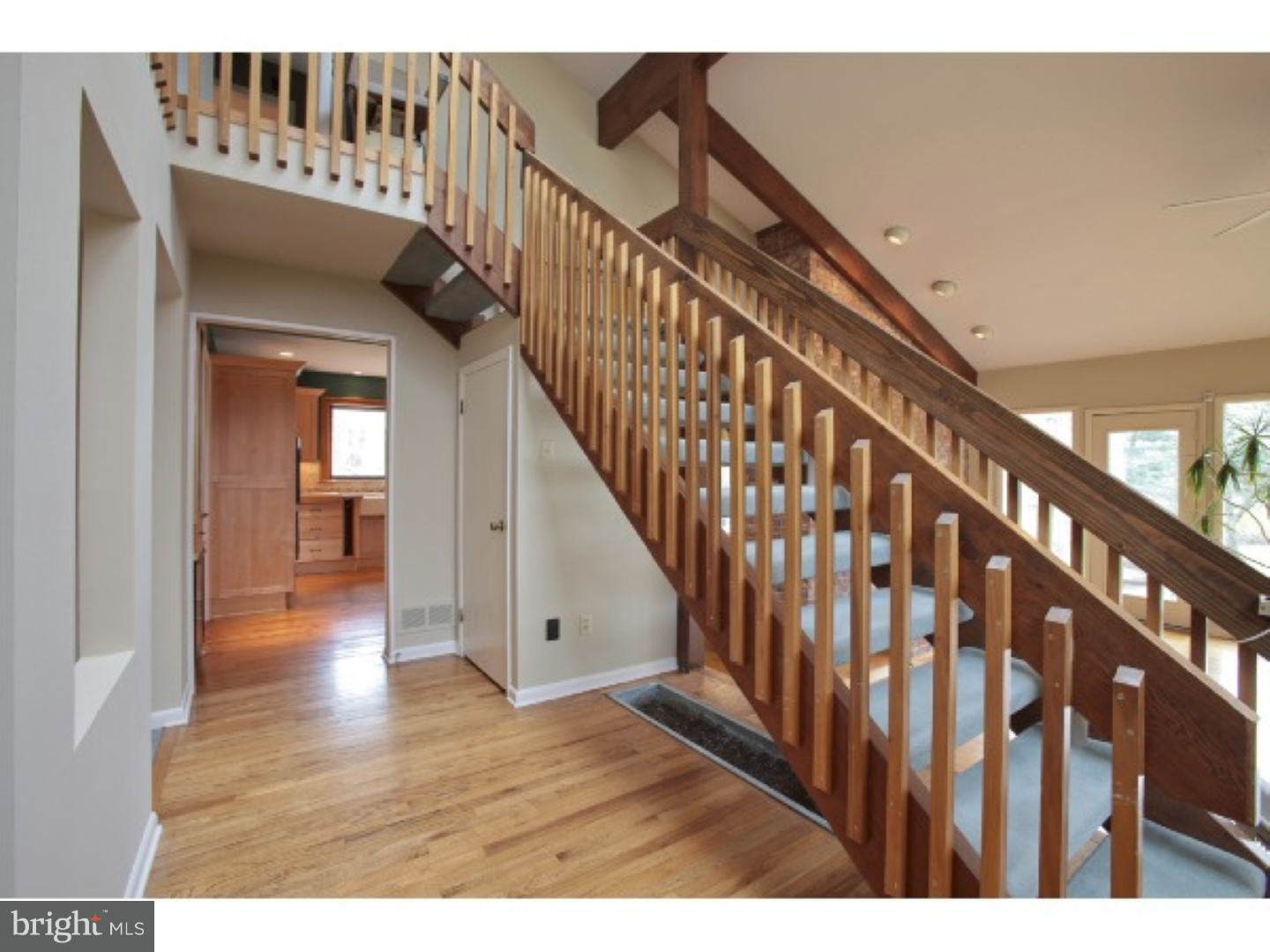 171 Almshouse Road Doylestown, PA 18901 - Photo 2 of 25 Foyer