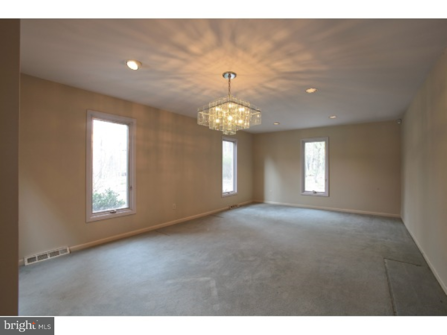 171 Almshouse Road Doylestown, PA 18901 - Photo 13 of 25 Dining Room