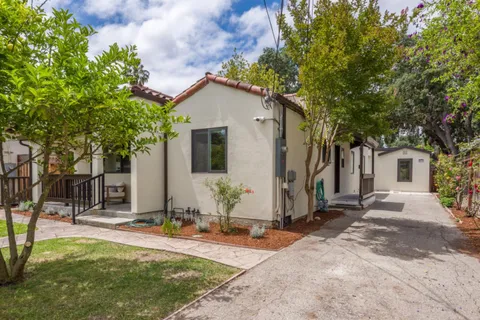 $2,500,000 | 926 Iris Street, Redwood City, CA 94061