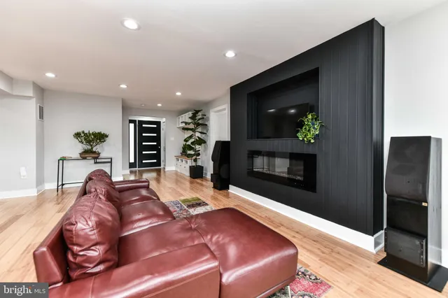 $1,307,000 | 2432 South Culpeper Street, Arlington, VA 22206