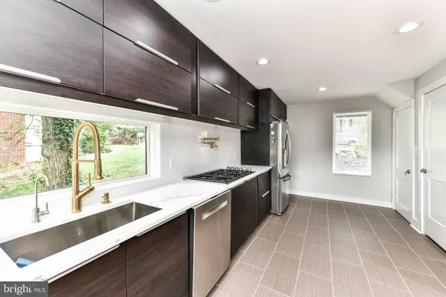 $1,307,000 | 2432 South Culpeper Street, Arlington, VA 22206