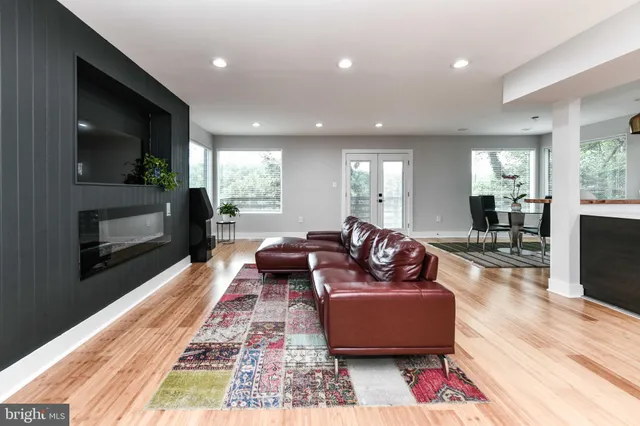 $1,307,000 | 2432 South Culpeper Street, Arlington, VA 22206