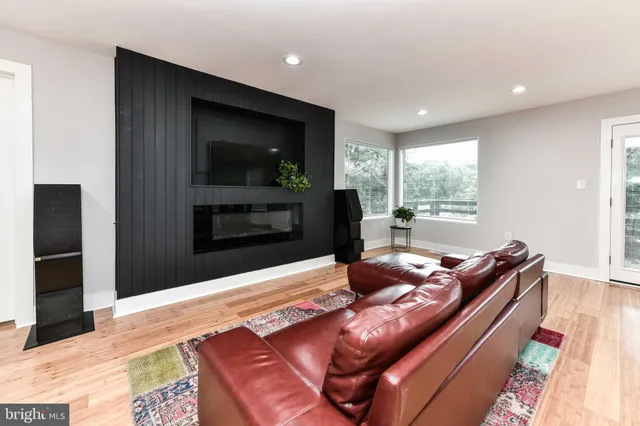 $1,307,000 | 2432 South Culpeper Street, Arlington, VA 22206