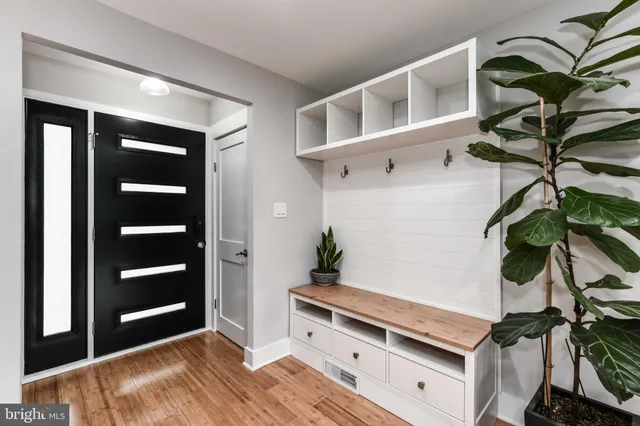 $1,307,000 | 2432 South Culpeper Street, Arlington, VA 22206