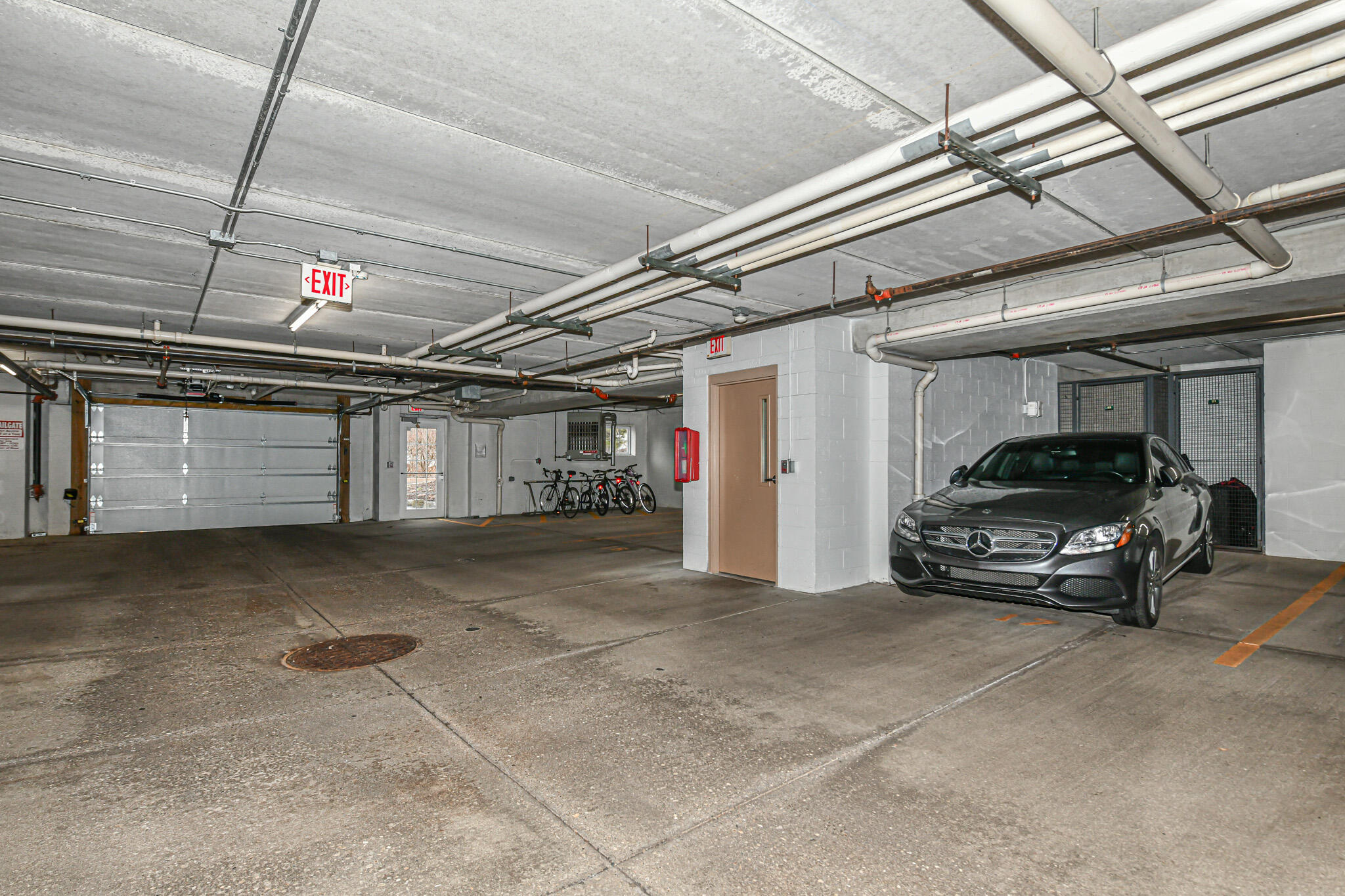 2740 Northview Road, Unit 104 Waukesha, WI 53188 - Photo 36 of 47 HEN_0029
