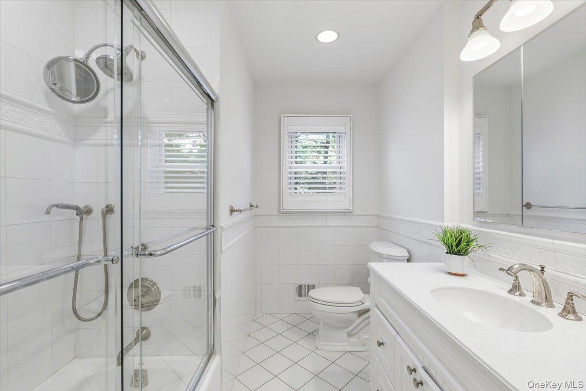 37 Colby Avenue Rye, NY 10580 - Photo 21 of 36