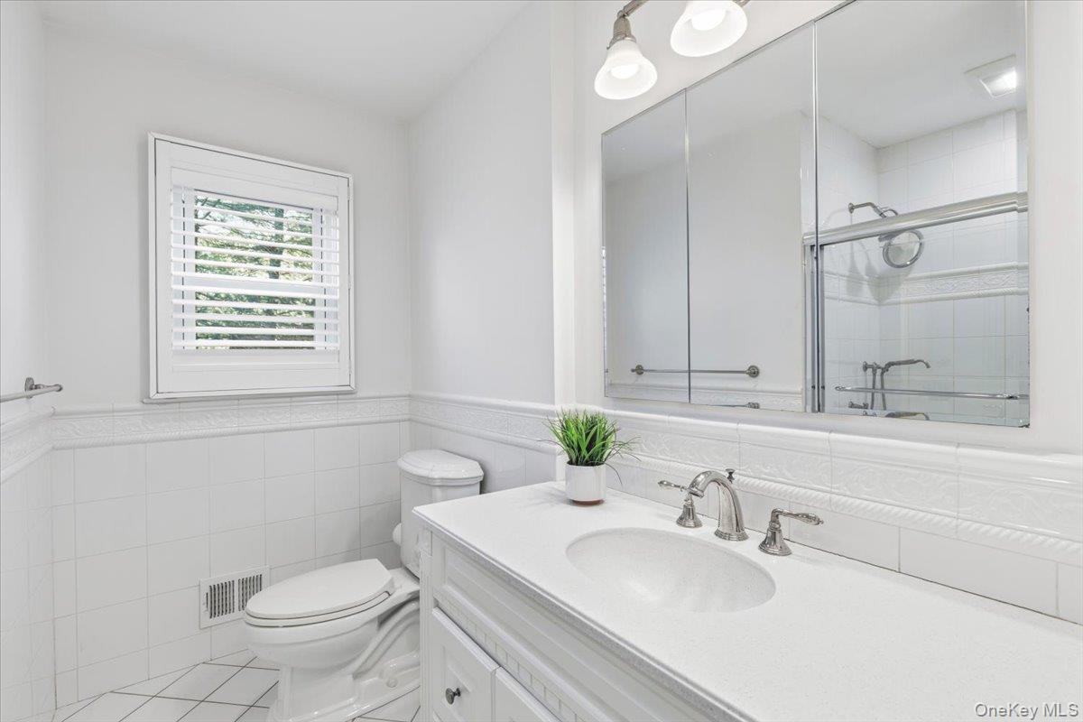 37 Colby Avenue Rye, NY 10580 - Photo 22 of 36