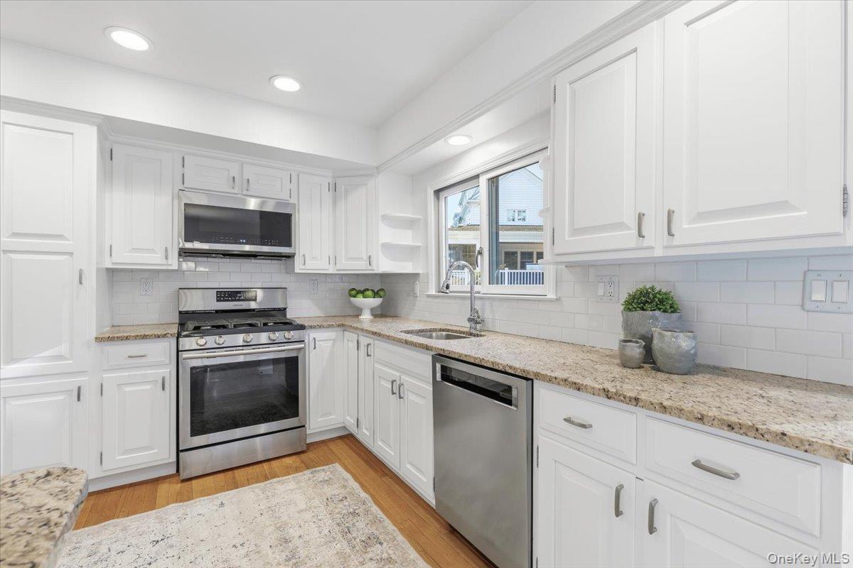 37 Colby Avenue Rye, NY 10580 - Photo 8 of 36