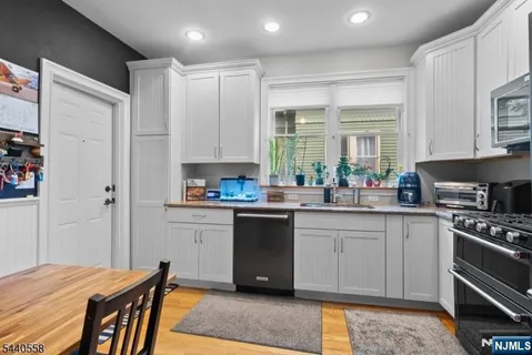 $699,000 | 129 Claremont Avenue, Unit 2, Montclair, NJ 07042