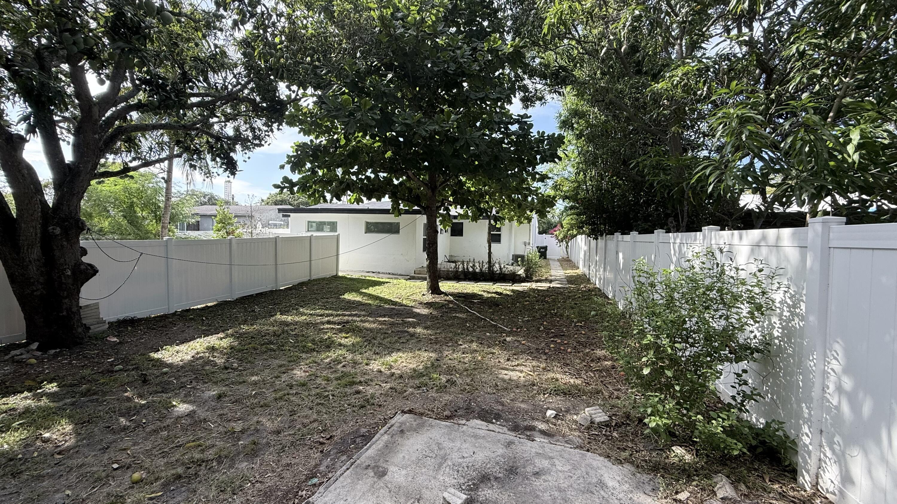 118 Southwest 7th Street Delray Beach, FL 33444 - Photo 26 of 27 IMG_8746