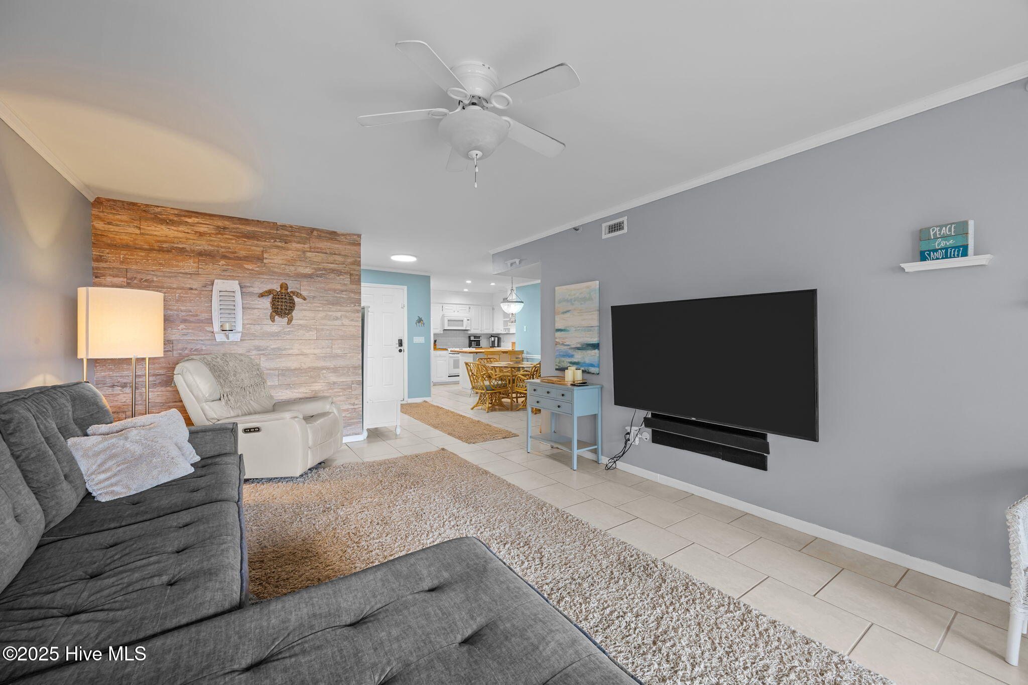 1896 New River Inlet Road, Unit 1101 North Topsail Beach, NC 28460 - Photo 10 of 39 7-web-or-mls-IMG_0652