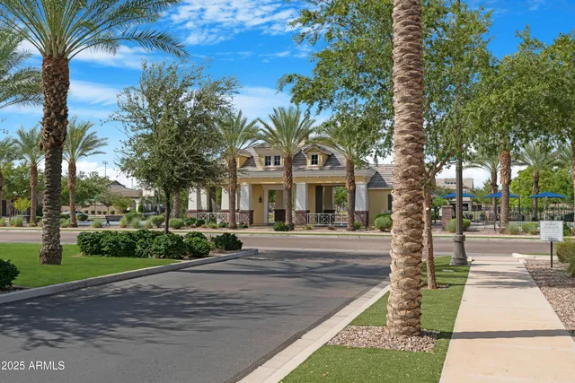 $2,300 | 2709 South Valle Verde, Mesa, AZ 85209