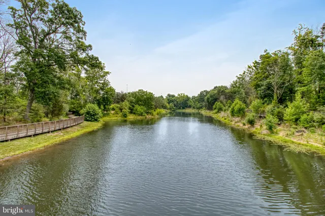 $3,300 | 4810 Garden View Lane, Chantilly, VA 20151