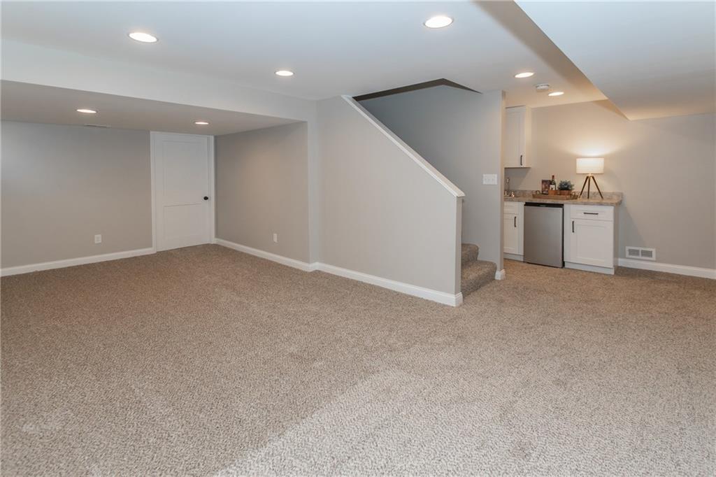3115 North Marr Road Columbus, IN 47203 - Photo 26 of 33 Gallery Image 26