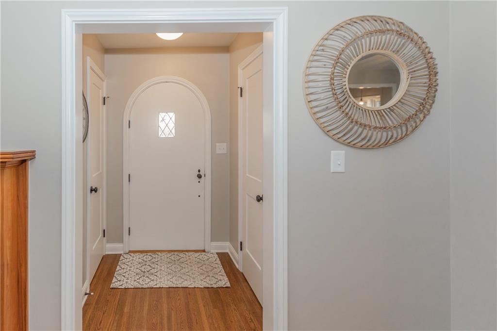 3115 North Marr Road Columbus, IN 47203 - Photo 4 of 33 Gallery Image 4