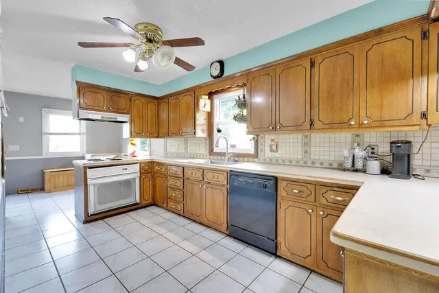 $320,000 | 9506 Southwest Punzo Road, St. Joseph, MO 64504