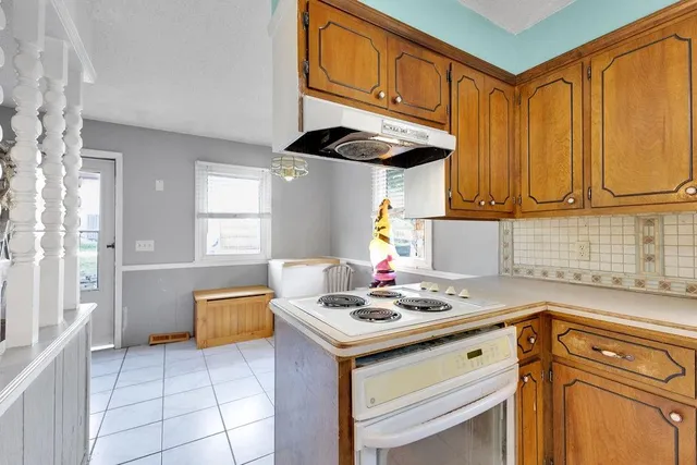 $320,000 | 9506 Southwest Punzo Road, St. Joseph, MO 64504