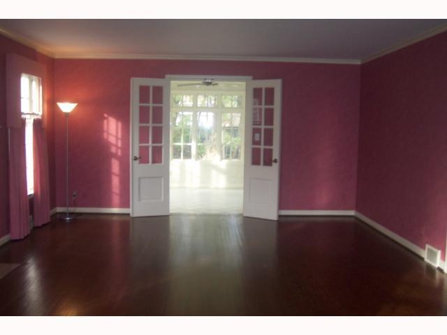2688 Brentwood Road Bexley, OH 43209 - Photo 5 of 18