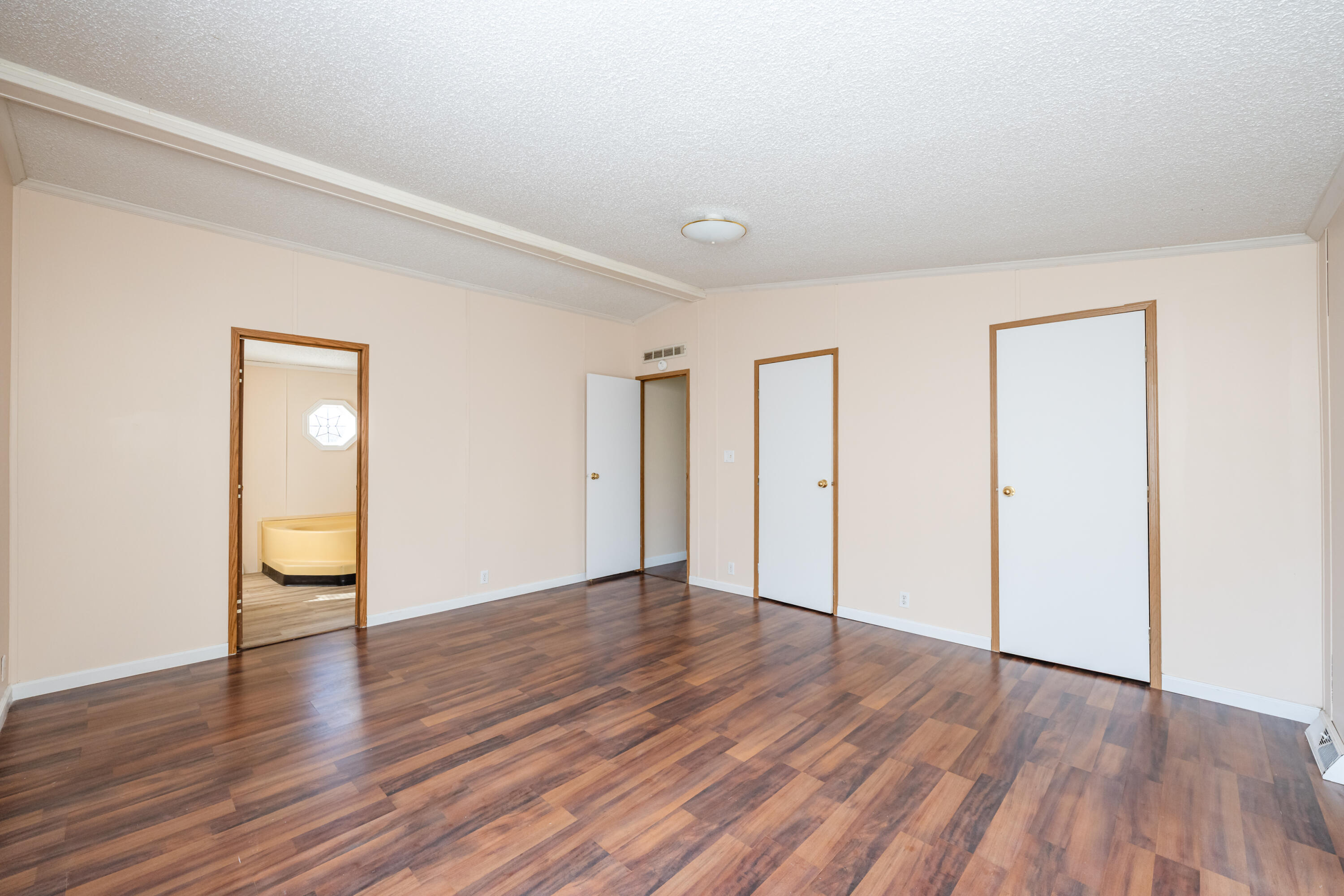 4025 Hennessey Road Watervliet, MI 49098 - Photo 18 of 28 Hennessey-118