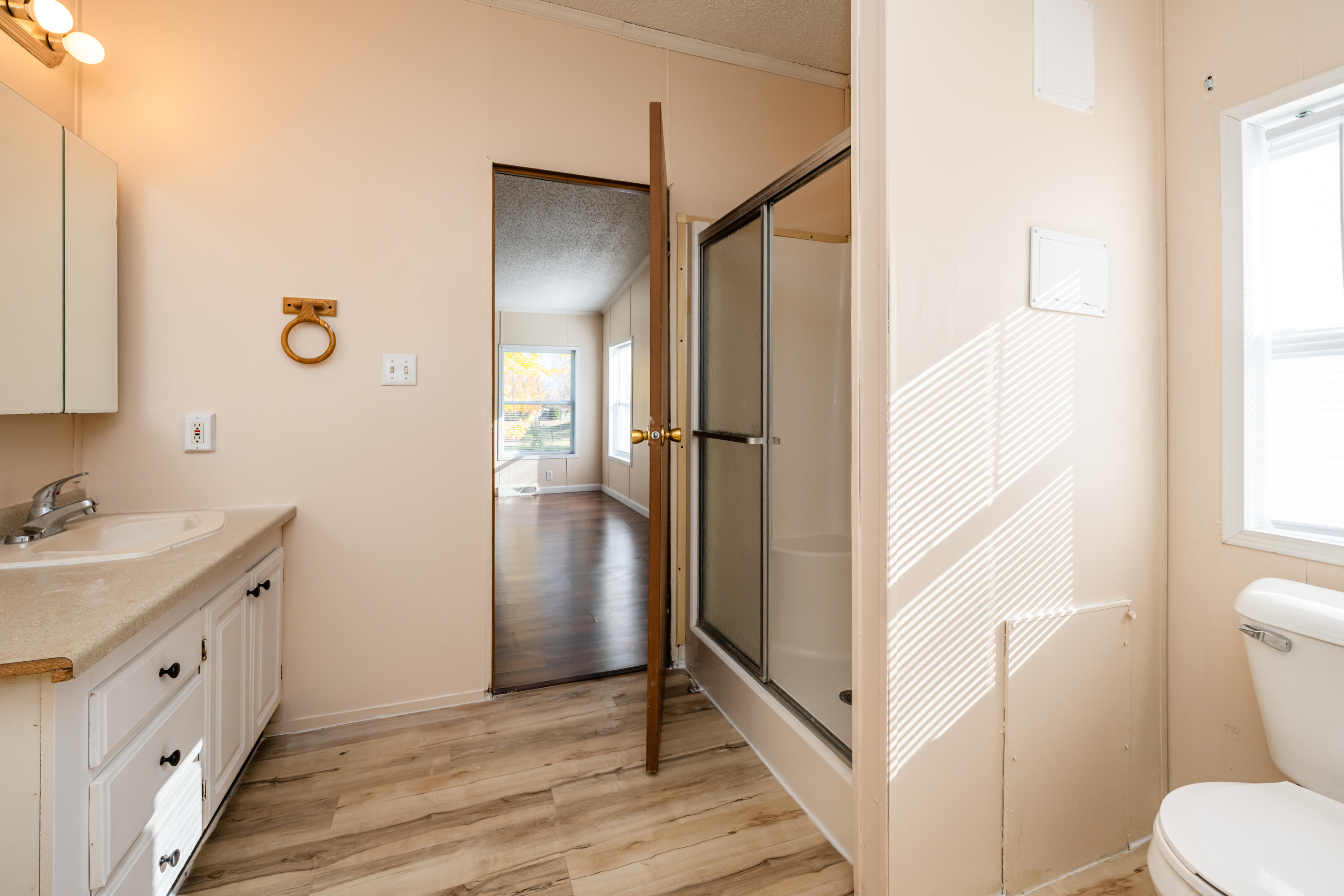 4025 Hennessey Road Watervliet, MI 49098 - Photo 20 of 28 Hennessey-120