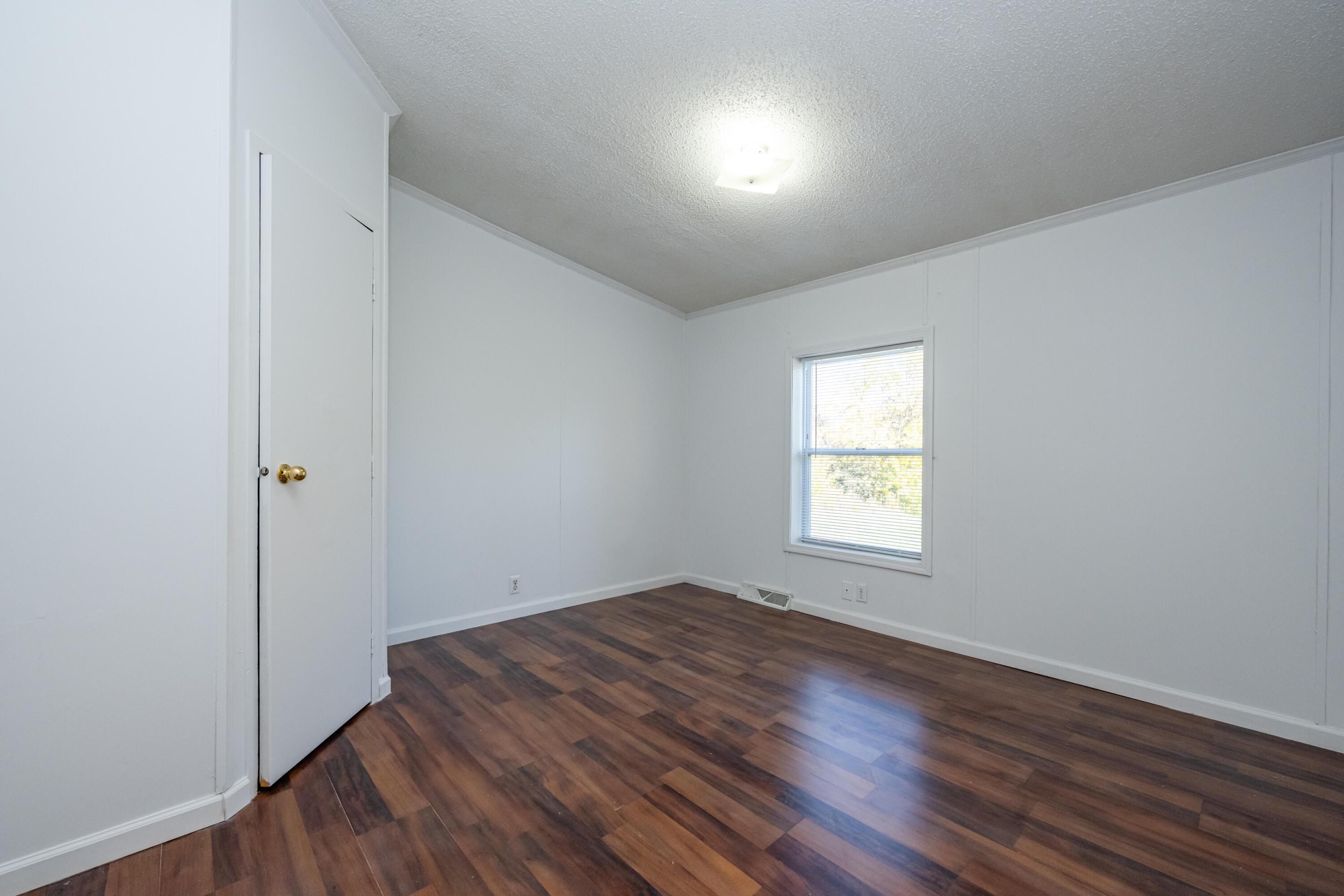 4025 Hennessey Road Watervliet, MI 49098 - Photo 21 of 28 Hennessey-121