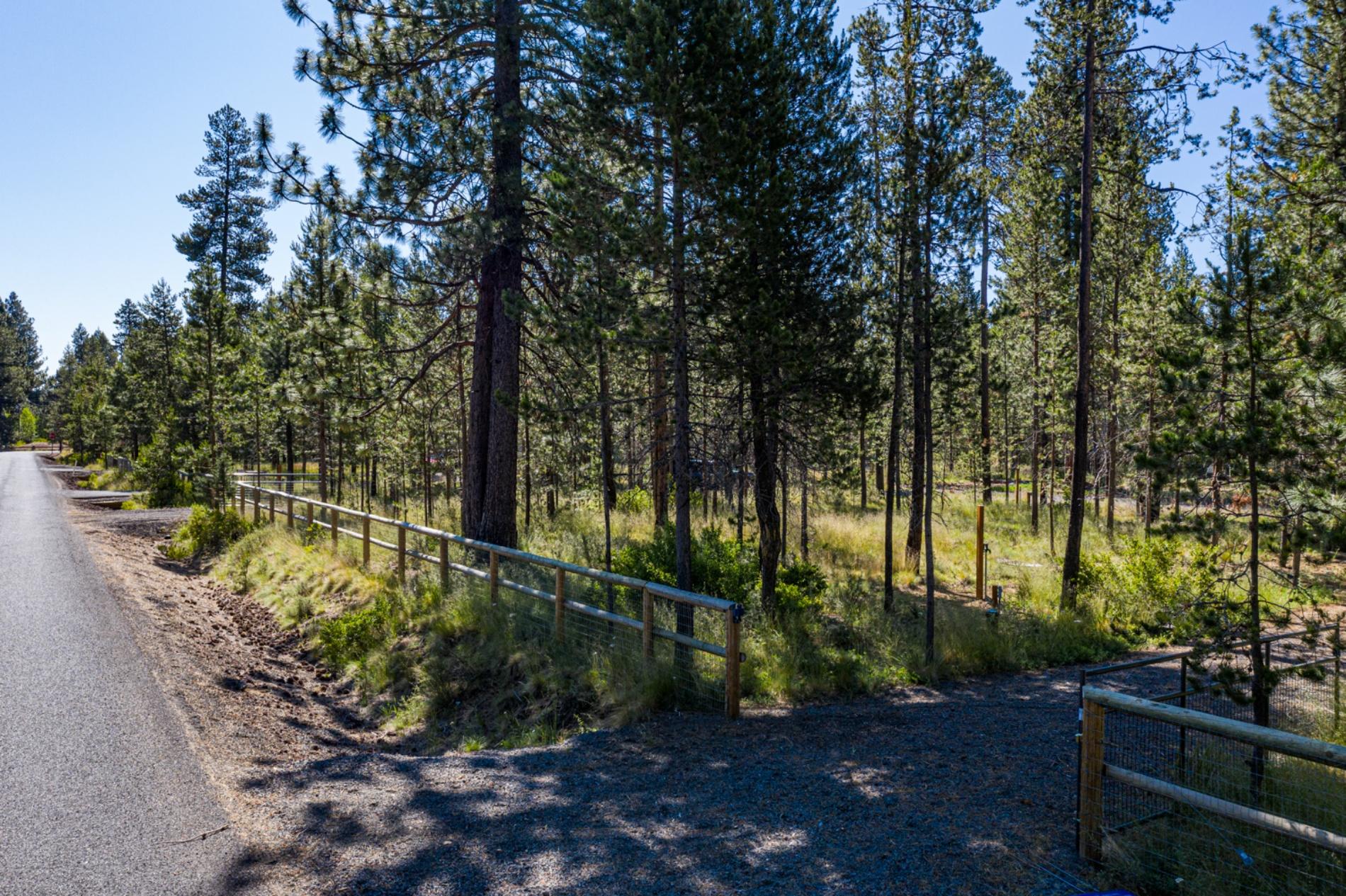 17315 Covina Road Bend, OR 97707 - Photo 19 of 20 batch_19