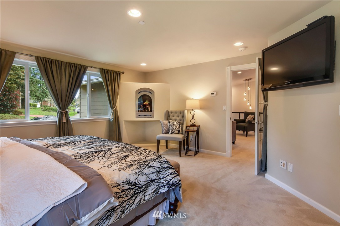 22710 1st Drive Southeast Bothell, WA 98021 - Photo 13 of 24