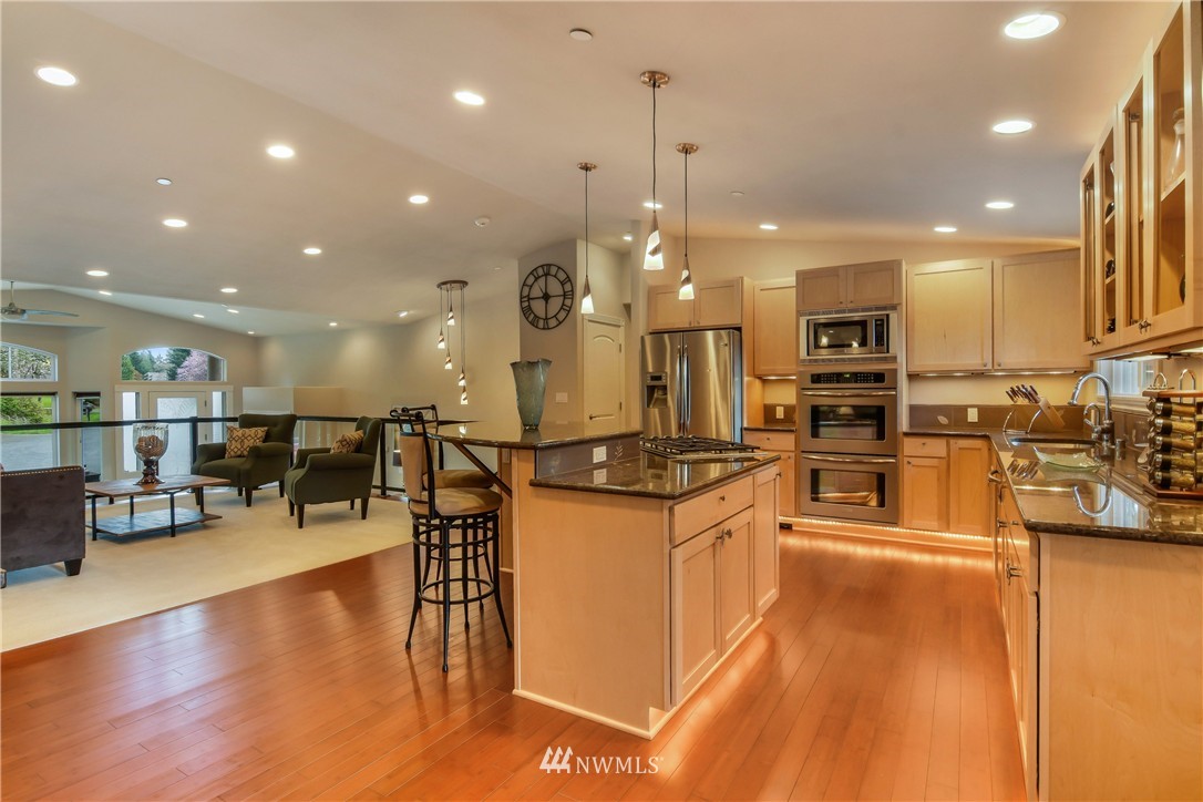 22710 1st Drive Southeast Bothell, WA 98021 - Photo 6 of 24