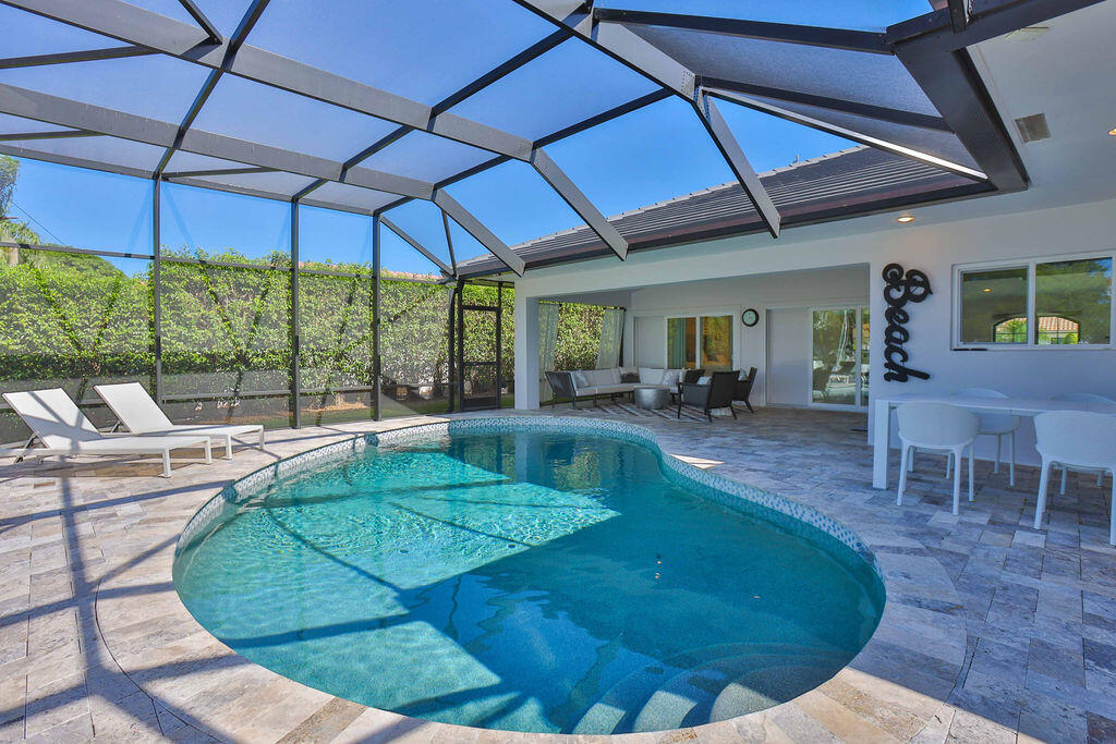713 Forsyth Street Boca Raton, FL 33487 - Photo 37 of 39 pool 2