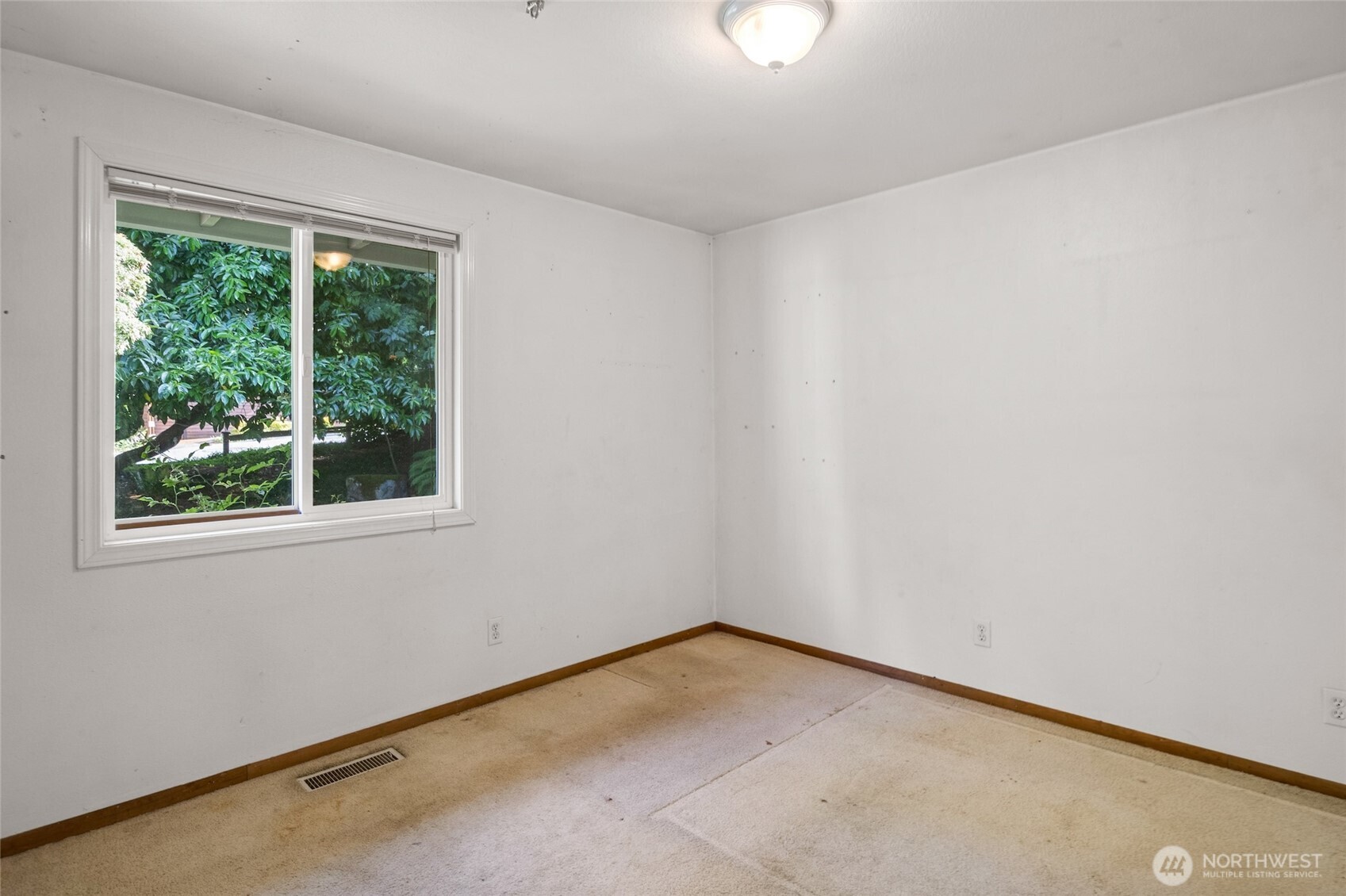 9220 Northeast 191st Street Bothell, WA 98011 - Photo 14 of 38