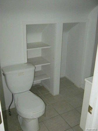 1316 Eaton Road Berkley, MI 48072 - Photo 3 of 6 261-968000-Bathroom 2