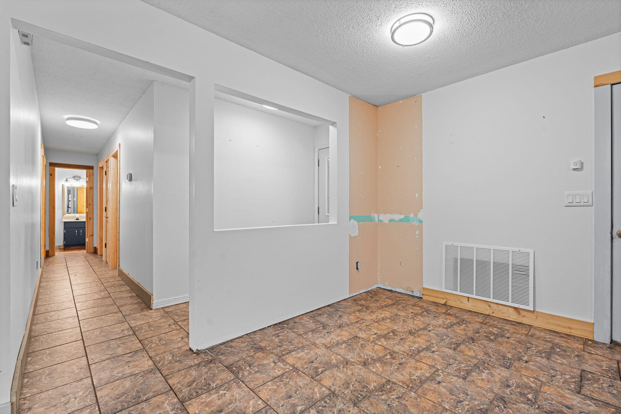 722 Mallet Bayou Road Freeport, FL 32439 - Photo 17 of 47 17-web-or-mls-722 Mallet-17