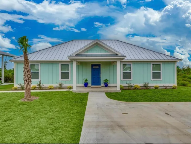 $300,000 | 1232 Sopchoppy Highway, Sopchoppy, FL 32358