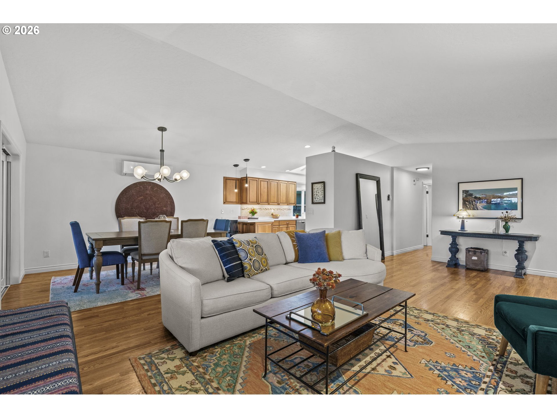17459 Southeast Mill Street Portland, OR 97233 - Photo 11 of 43