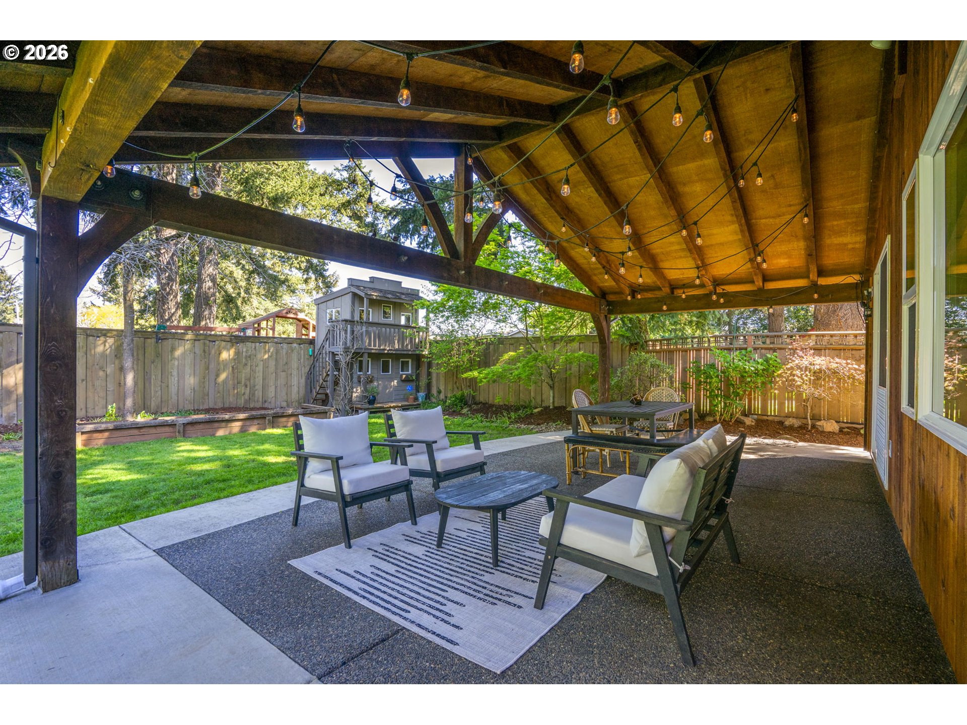 17459 Southeast Mill Street Portland, OR 97233 - Photo 37 of 43