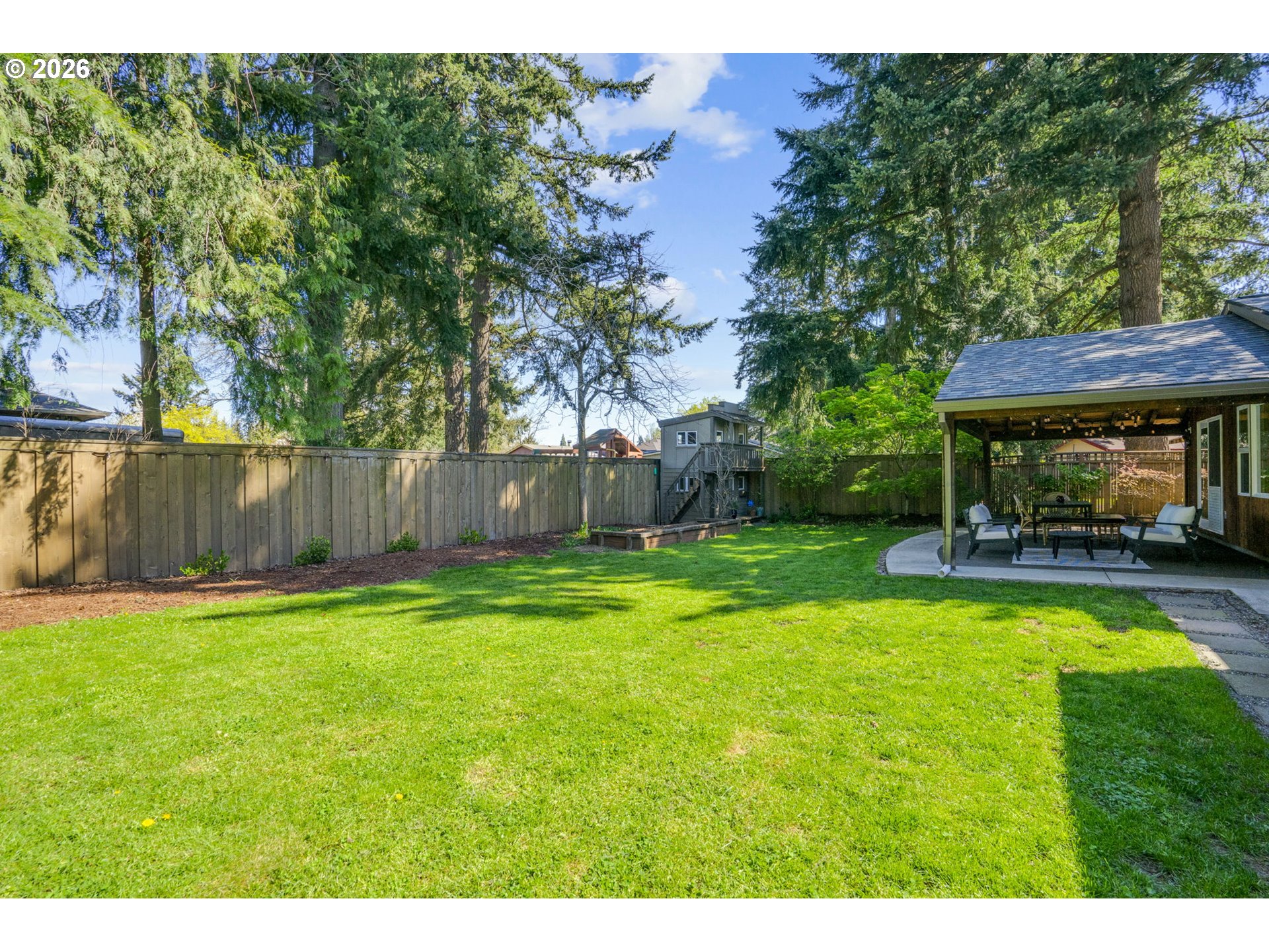 17459 Southeast Mill Street Portland, OR 97233 - Photo 40 of 43
