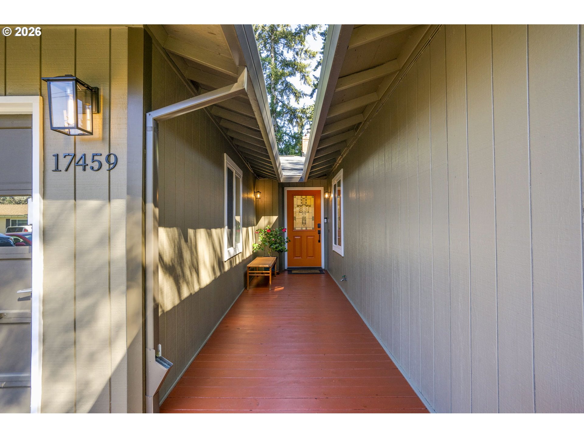 17459 Southeast Mill Street Portland, OR 97233 - Photo 4 of 43