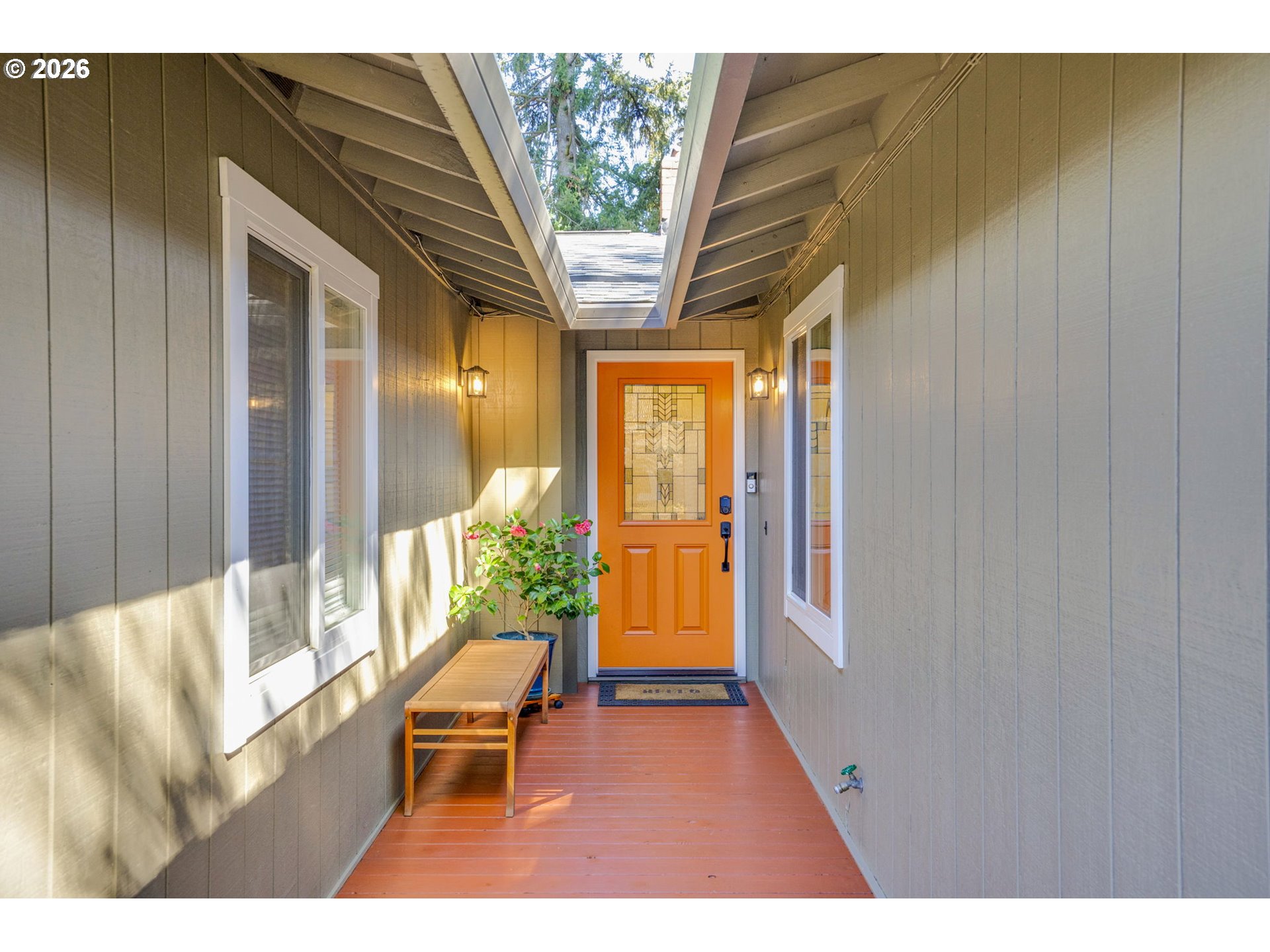 17459 Southeast Mill Street Portland, OR 97233 - Photo 5 of 43