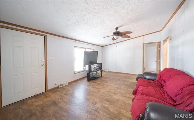 $229,900 | 108 Graham Road, Steelville, MO 65565