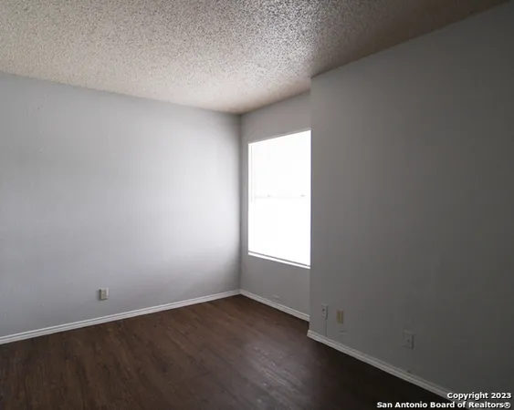 $875 | 5607 Lochmoor, Unit 2, San Antonio, TX 78244