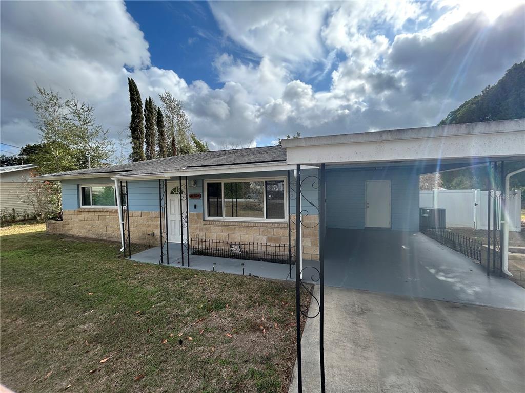 21570 Southwest Raintree Street Dunnellon, FL 34431 - Photo 1 of 27