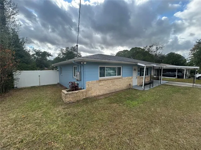 $1,600 | 21570 Southwest Raintree Street, Dunnellon, FL 34431