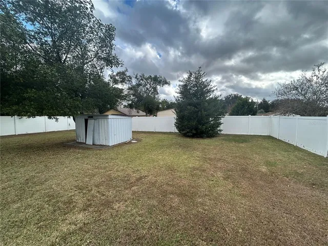 $1,600 | 21570 Southwest Raintree Street, Dunnellon, FL 34431